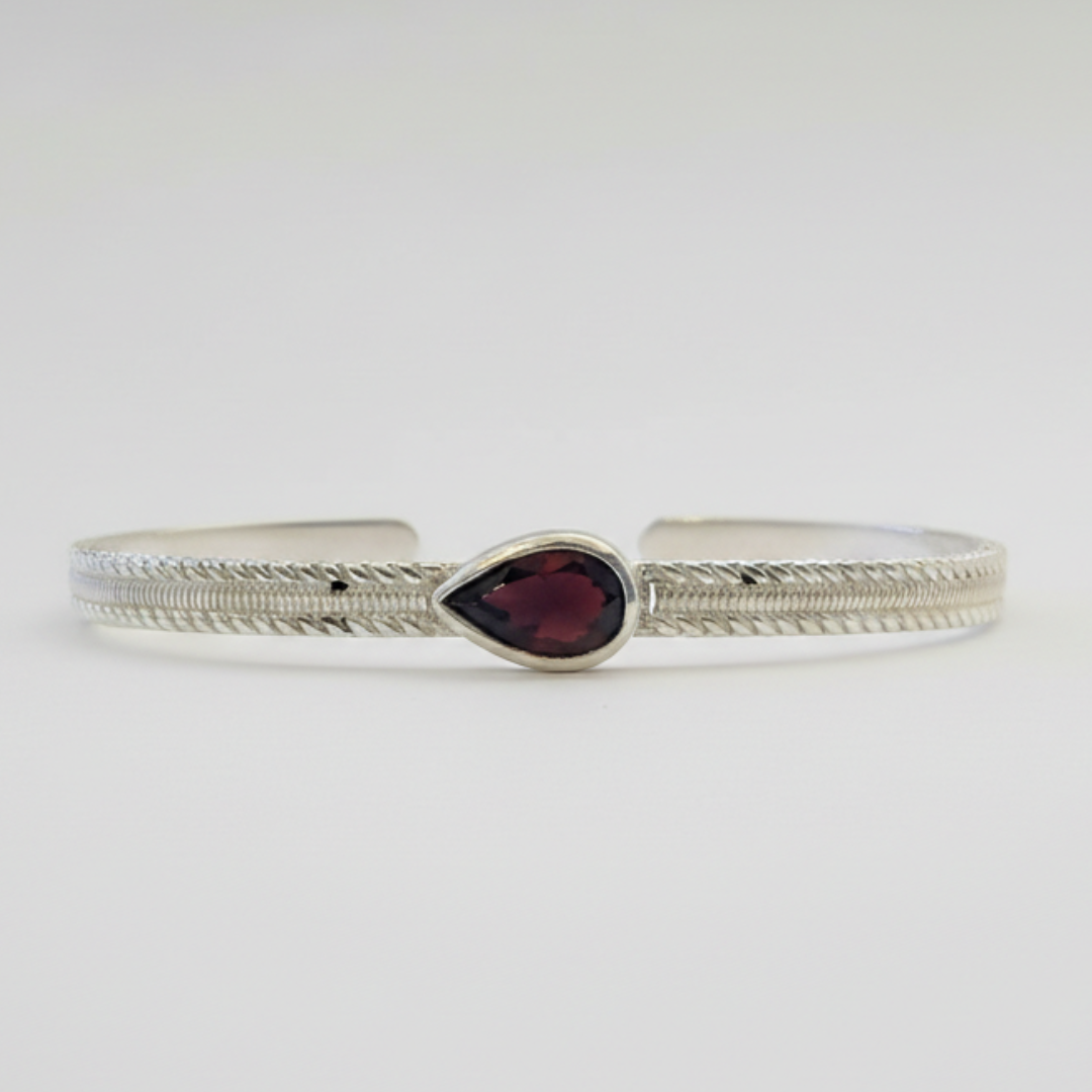 Garnet & .925 Sterling Silver Bracelet
