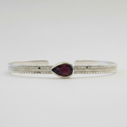 Garnet & .925 Sterling Silver Bracelet