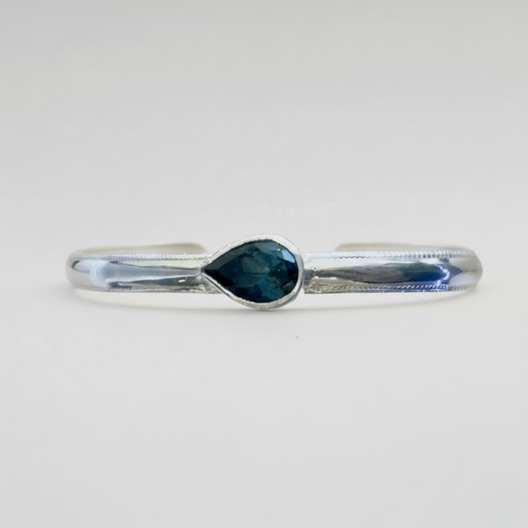 London Blue Topaz & .925 Sterling SIlver Bracelet