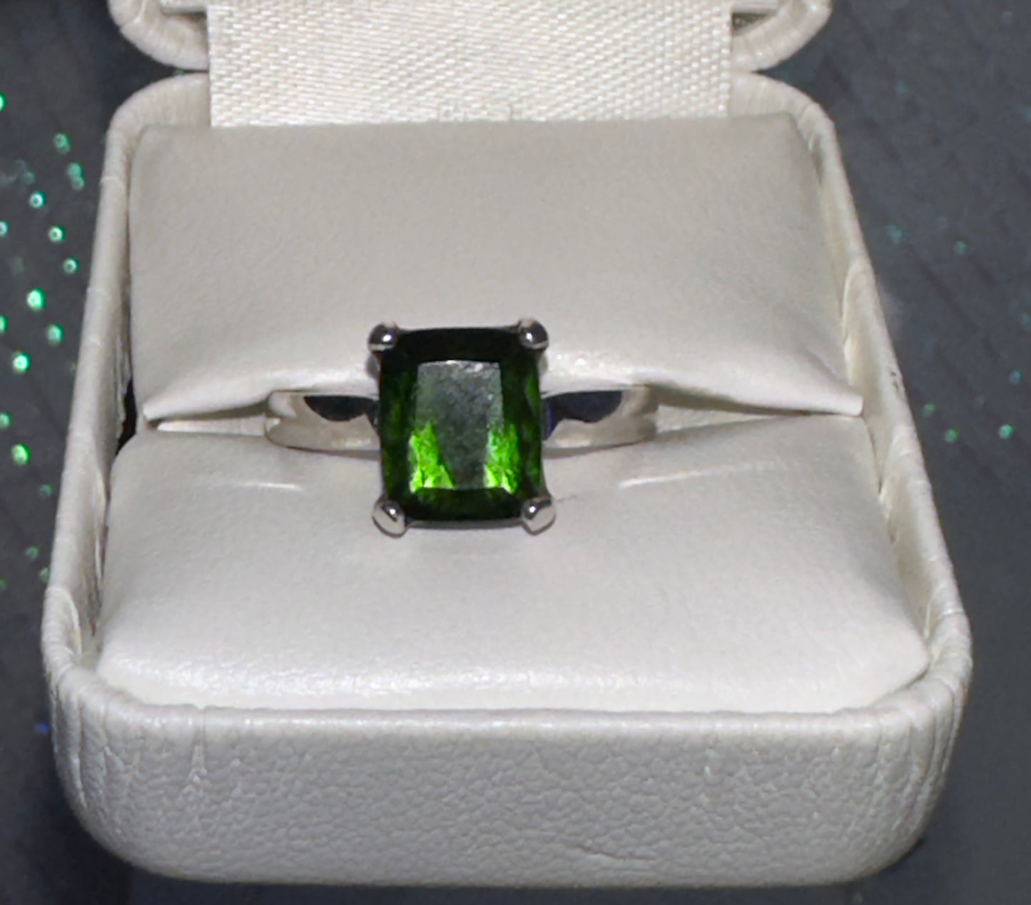 Green Tourmaline & White Gold Ring