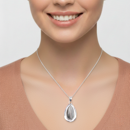 Flint Pendant 1